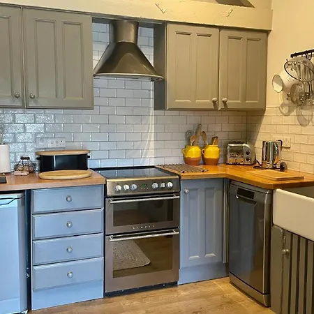 1 Bed In Ullswater 94064 *