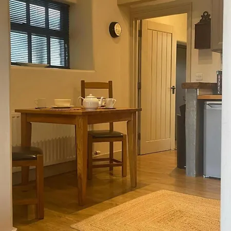 1 Bed In Penrith Oc-94064 펜션 워터밀록