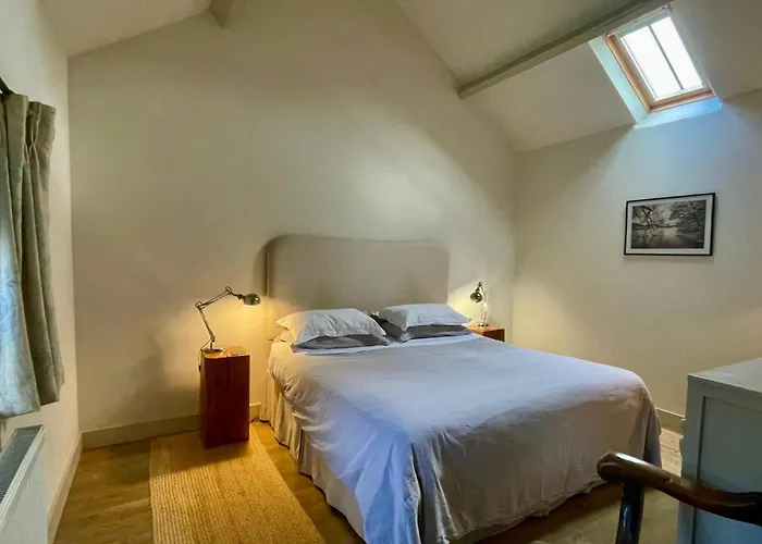 1 Bed In Ullswater 94064 *