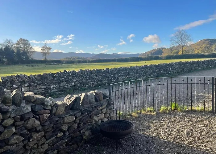 1 Bed In Ullswater 94064 *